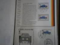 Berlin 4 Ringbinder mit Sammelblttern FDC + postfrisch + gestempelt