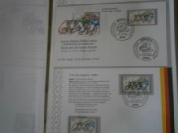 Berlin 4 Ringbinder mit Sammelblttern FDC + postfrisch + gestempelt