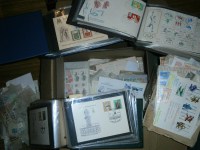 DDR / East Germany Karton mit Alben, Briefen, Blcken, Kiloware etc.